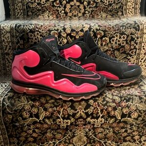 Nike Flyposite Vivid Pink/Black size 11.5